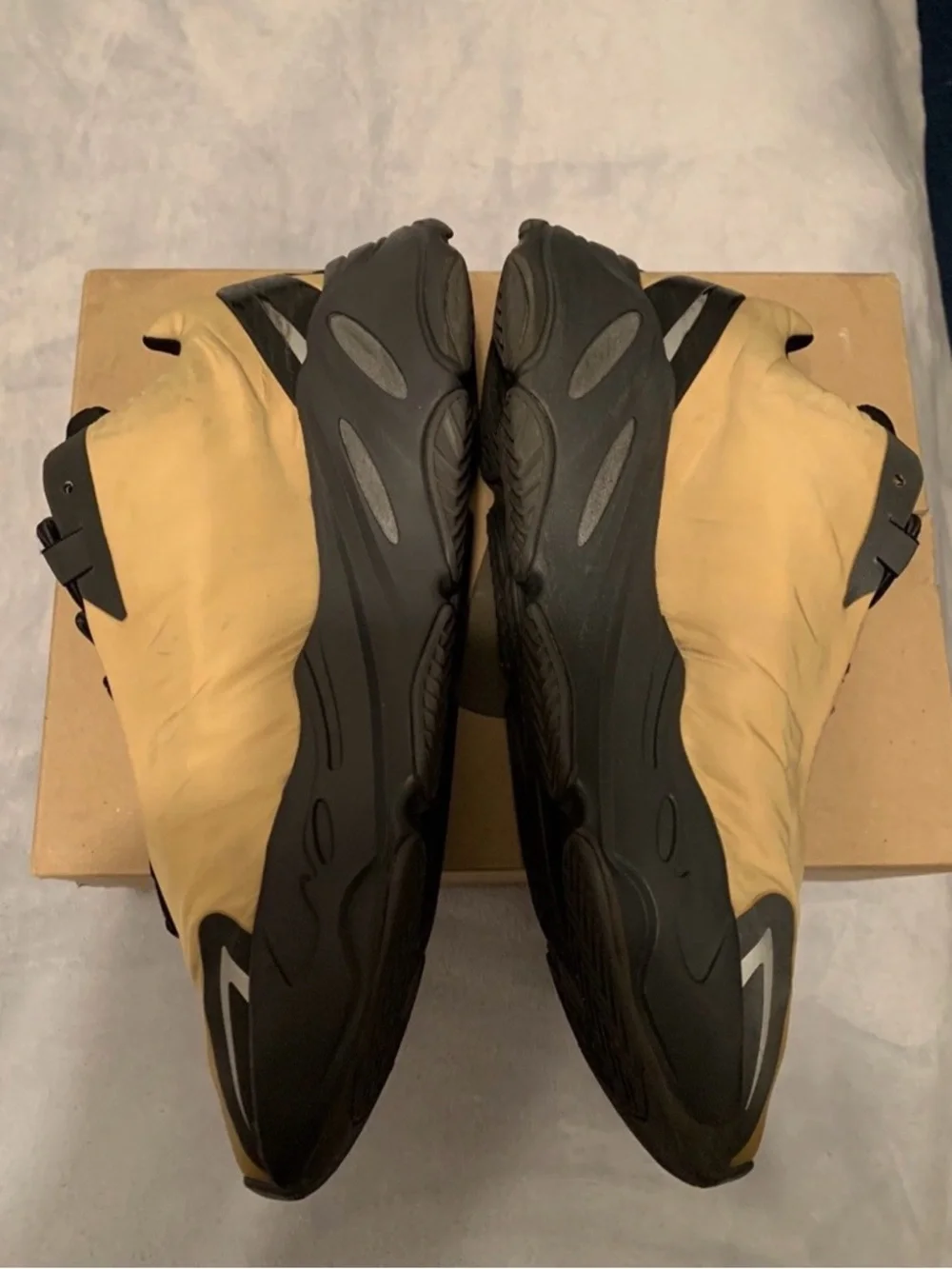 Adidas Yeezy Boost 700 MNVN Honey Flux Size 11